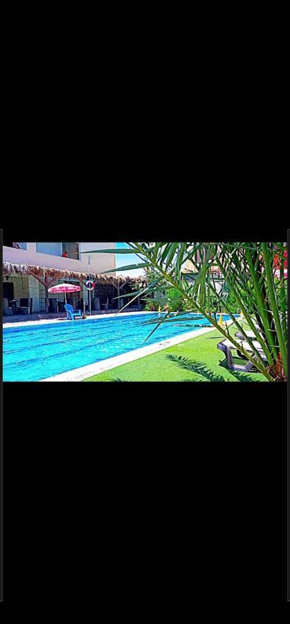Dead Sea Lafamilia Albadwan Aparthotel Sweimeh Eksteriør bilde